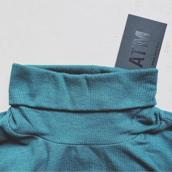 NWT ATM Rib Crop Turtleneck - Picture 9 of 14